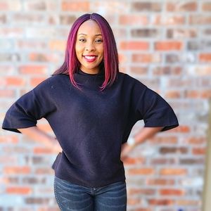 Meet your Posher, Charron